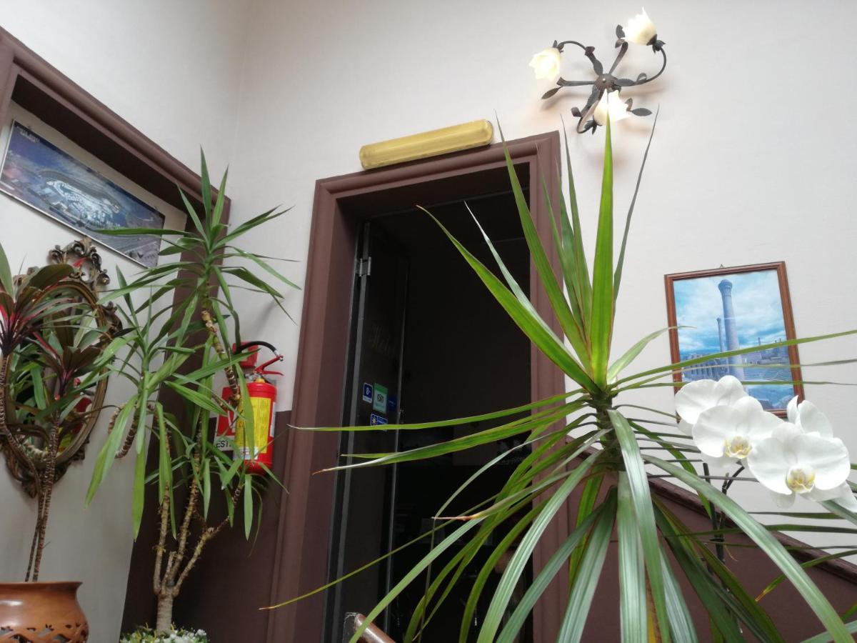 Hotel Biscari Κατάνια Εξωτερικό φωτογραφία