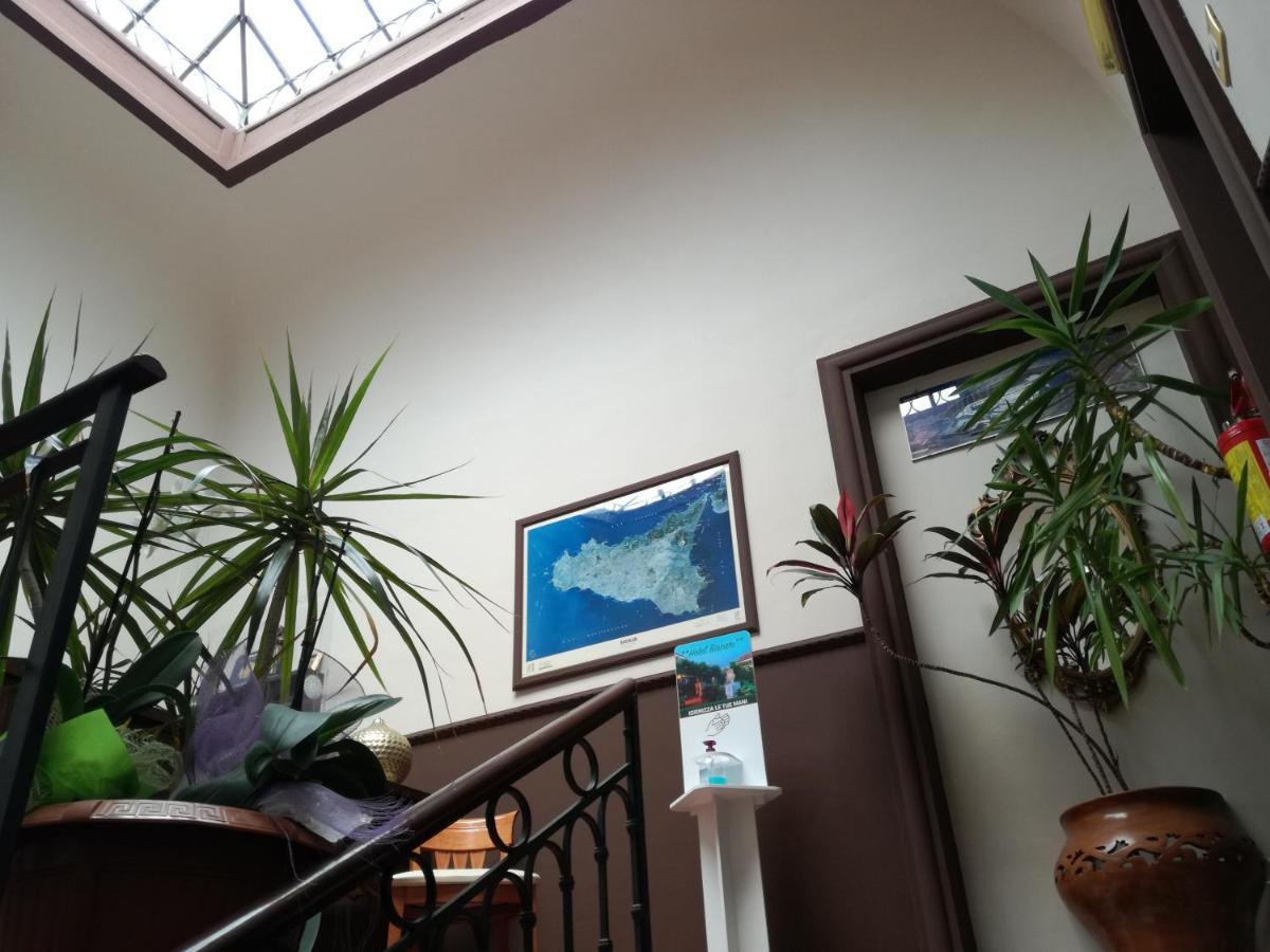 Hotel Biscari Κατάνια Εξωτερικό φωτογραφία