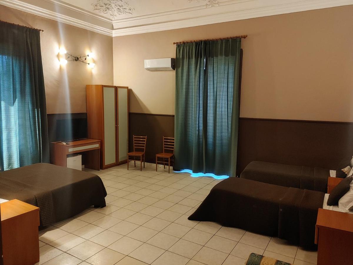 Hotel Biscari Κατάνια Εξωτερικό φωτογραφία